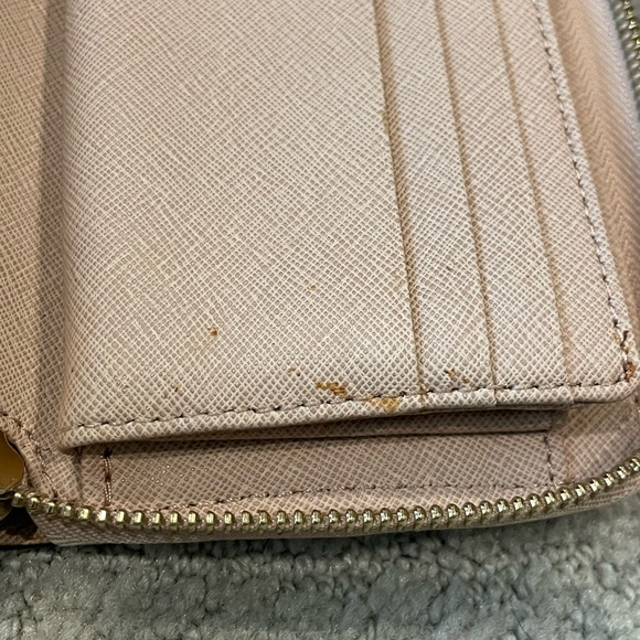 Michael Kors Jet Set Travel Continental Wallet in Blush - Picture 5 of 10